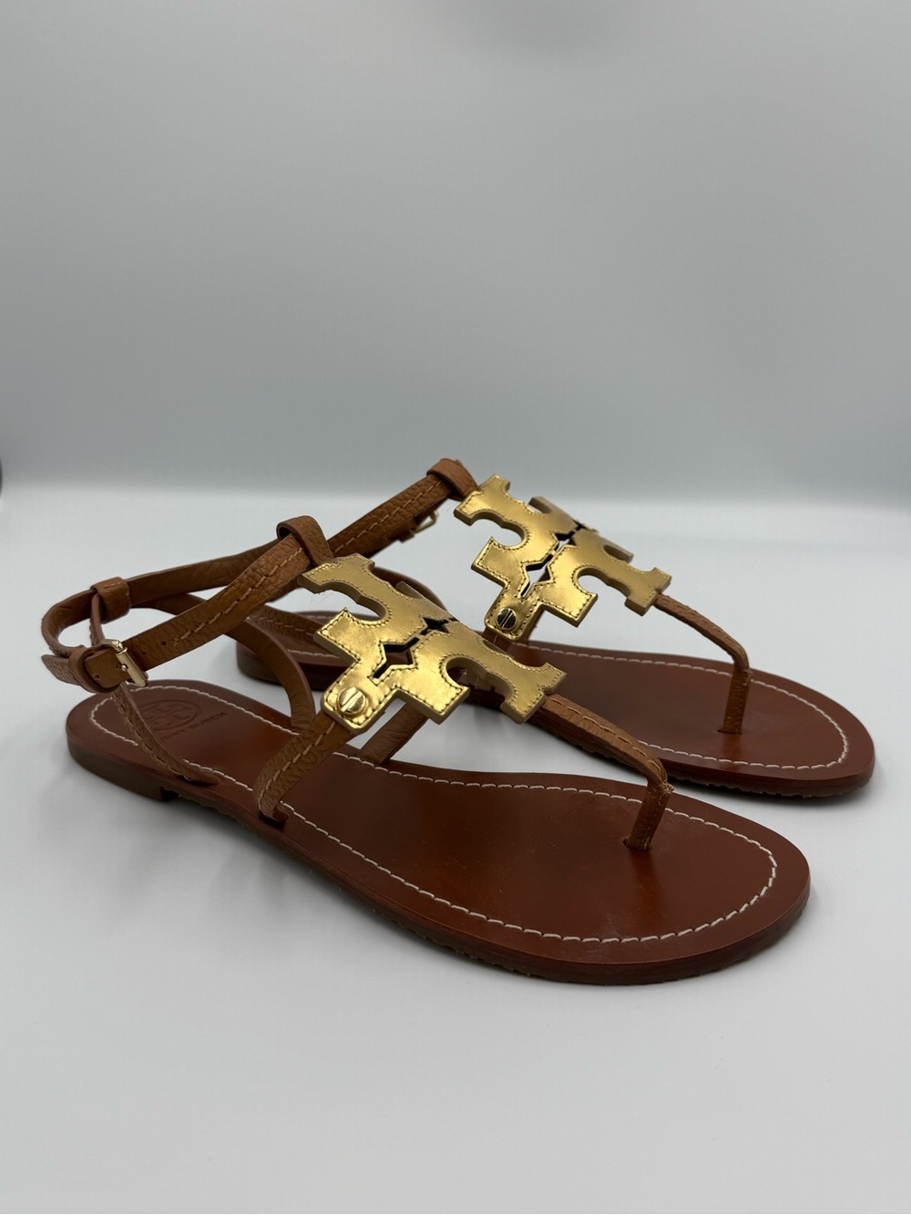 Tory Burch Phoebe Brown Leather Thong Sandals with Gold Logo, Sz 8.5